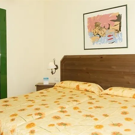 Hotel Thb Royal 4*
