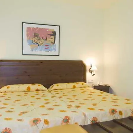 Hotel Thb Royal 4*